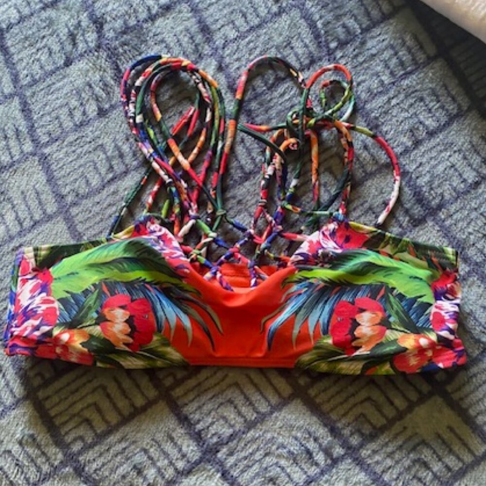 Braided multi-strap bikini top